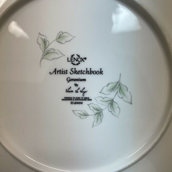 Lenox Geranium Artist Sketchbook by Louise Le Luyer Dinner Plates 11" Lot of 2 - Picture 5 of 11